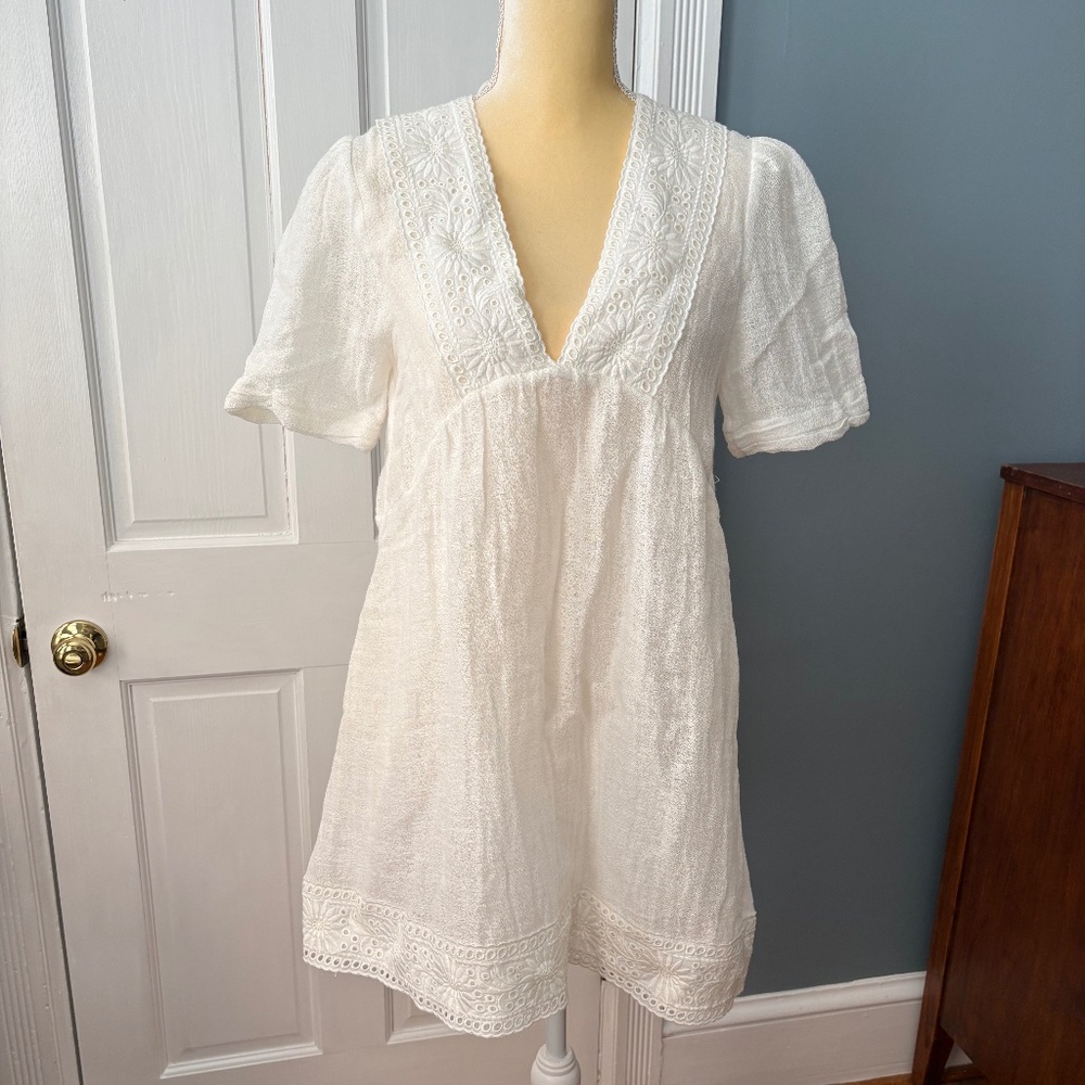 Zara Off-white Short Sleeve Mini Dress